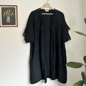 Vintage black floral kimono robe